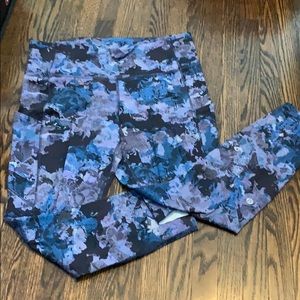 Lululemon 7/8 Purple Floral Tights Size 12